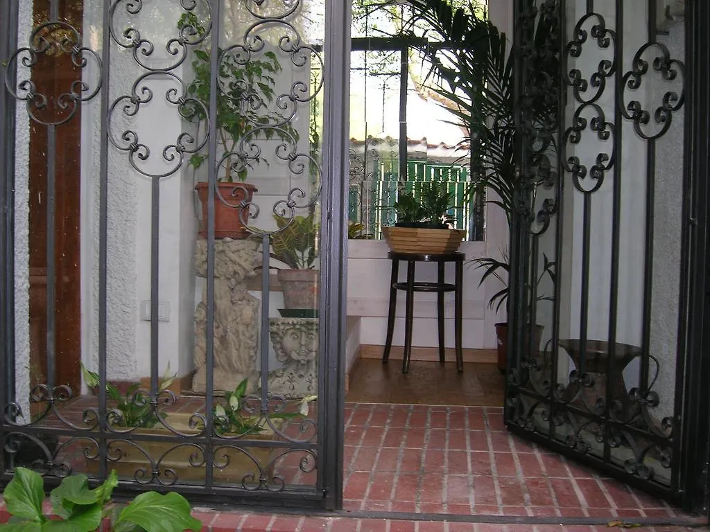 La Rondine Hotel Milan Guest house