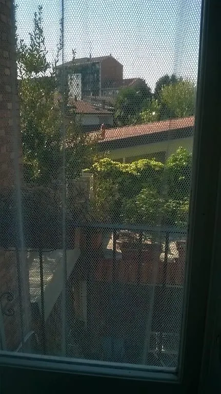 La Rondine Hotel Milan 0*,